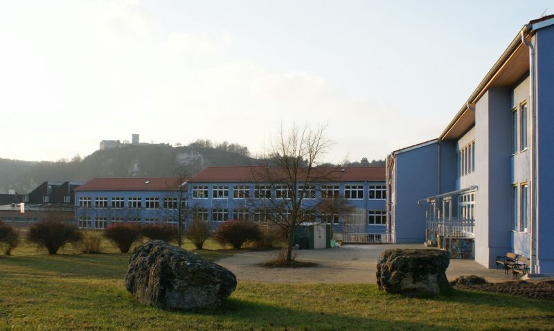 Schule im April 2011